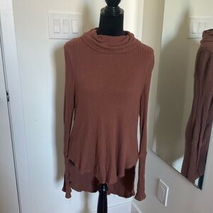 Free People We The Free Brown Waffle Knit Long Sleeve High Low Turtleneck Top XS